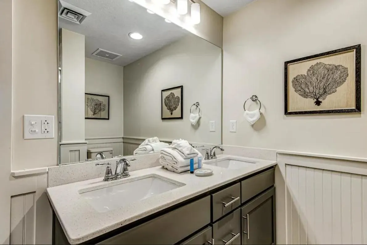 Calypso Resort Tower 3 Unit 711 Panama City Beach